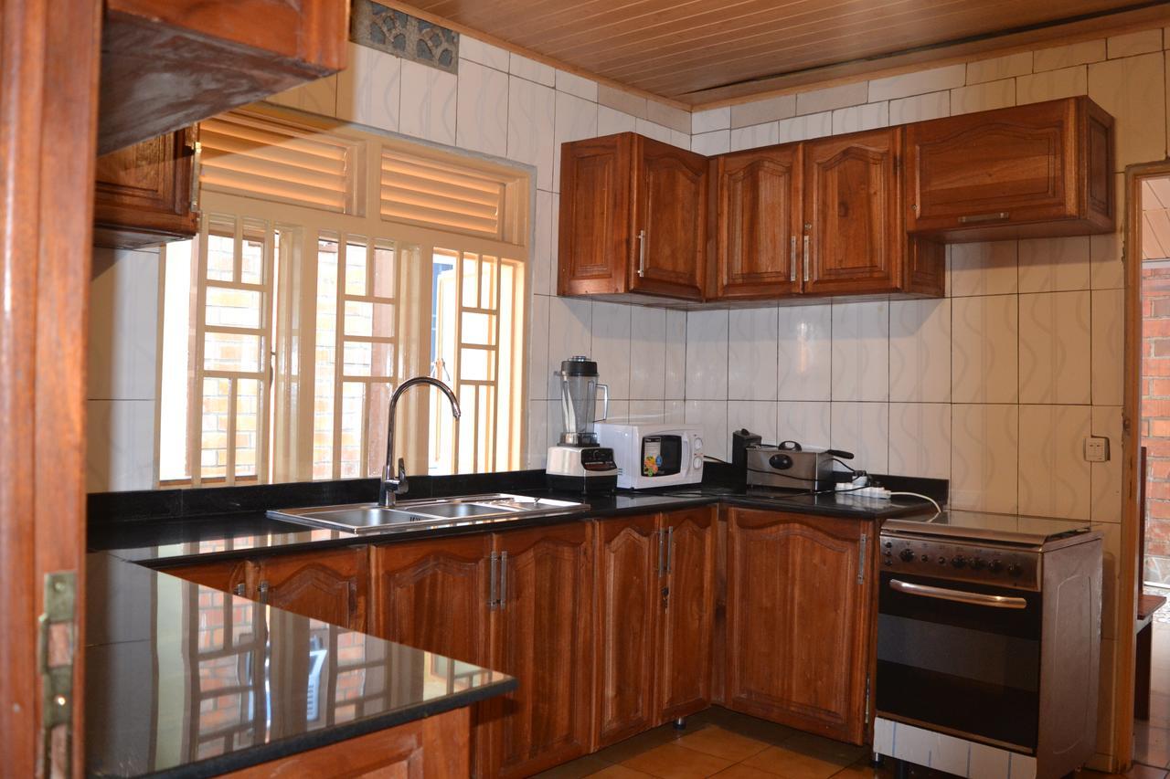 Keva Guest House Kigali Bagian luar foto